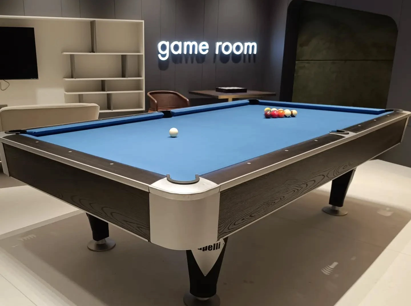 Sapelli bilardo masası uygulama örneği